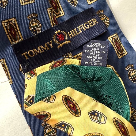 Tommy Hilfiger 100% Silk Tie Navy & Yellow Shield Emblem Design Made In Italy - Picture 5 of 11